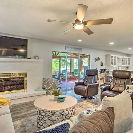 Cedar Creek Lake Home Private Dock&Hot Tub